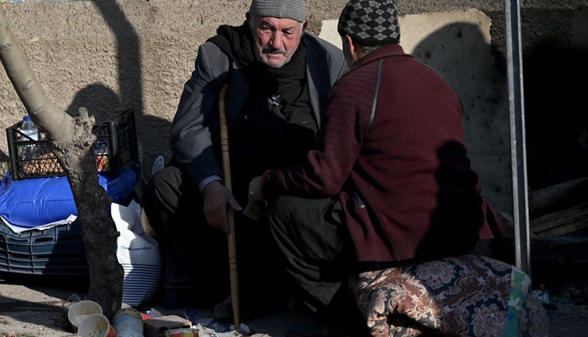 242677Image1-1180x677_d بعد الزلزال… الناجون في غازي عنتاب يعانون من البرد الشديد