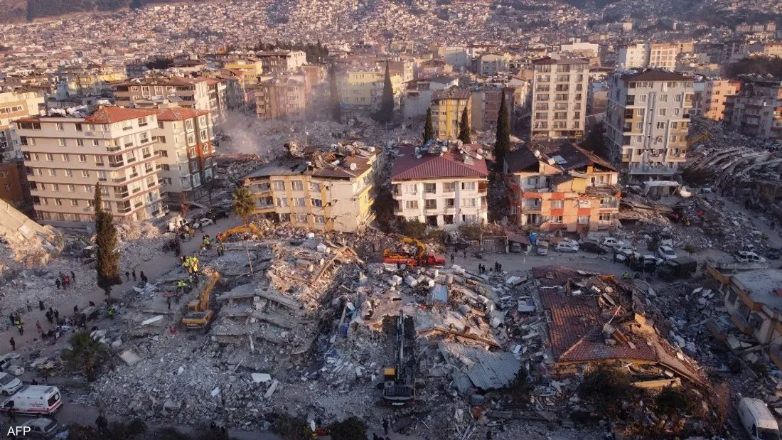 كم بلغ عدد ضحايا الزلزال في تركيا حتى الآن؟