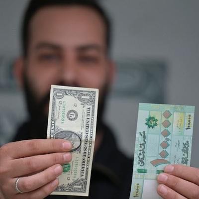 دولار مائة ليرة هل هزم الدولار “صيرفة”… وما الفائدة من استمرارها؟