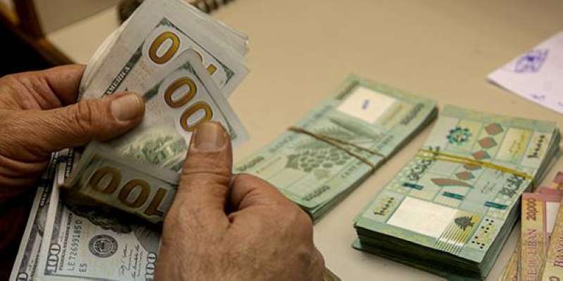 دولار33 الليرة «المسحوقة» تُعَمِّق التدهور المعيشي في لبنان
