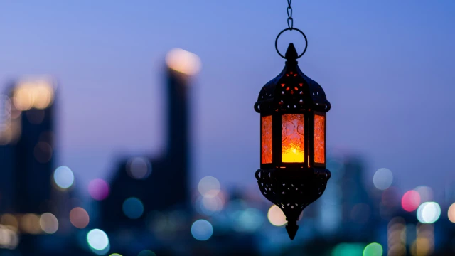 متى يبدأ شهر رمضان عند الطائفة السنية؟