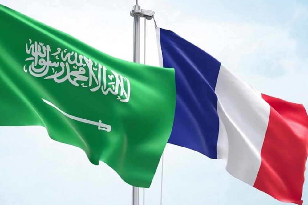 فرنسا السعودية «مقايضة الرئيسين» تُفشل اجتماع باريس بين السعودية وفرنسا