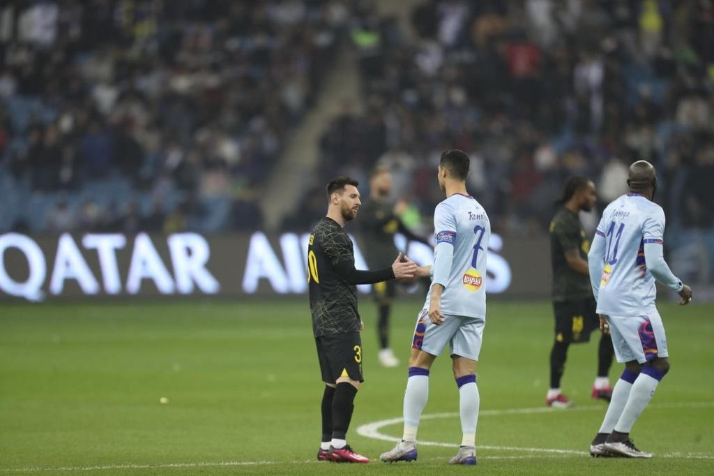 ميسي إلى الهلال السعودي؟