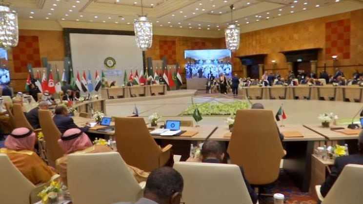 الرئيس الفلسطيني: على ثقة أنّ القمة العربية ستتمكّن من مواجهة التحديات الإقليمية والعالمية