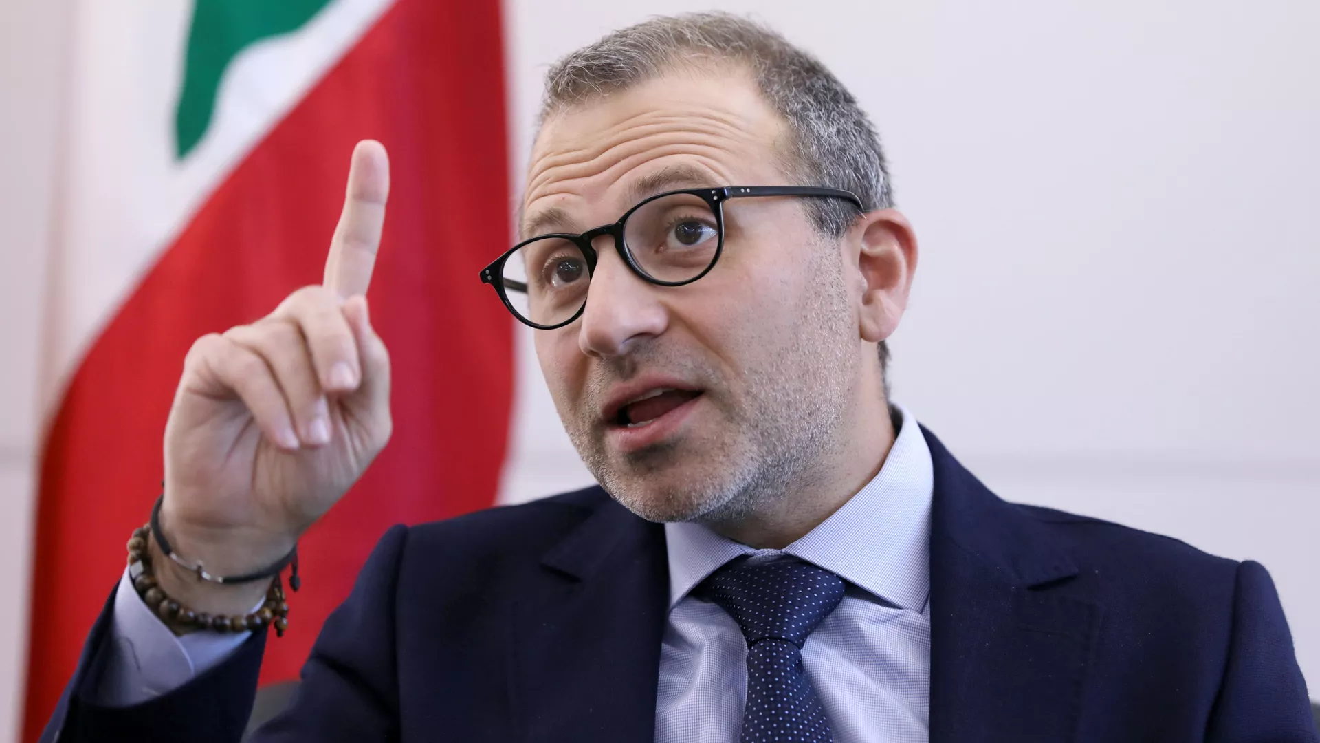 جبران باسيل جبران لجنبلاط: مش إنت بتسمّي