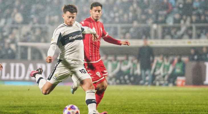 الدوري الأرجنتيني: فوز لابلاتا وخسارة بلغرانو