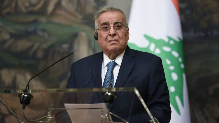 بو حبيب5 بو حبيب ينسحب من رئاسة اللجنة الوزارية المكلفة متابعة عودة النازحين