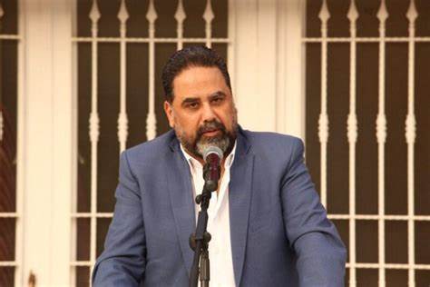 عماد الاشقر الاشقر: وزير التربية لن يوقع على افادات ولا وضوح ان كنا سنذهب الى امتحان وطني بمادتين أو ثلاث