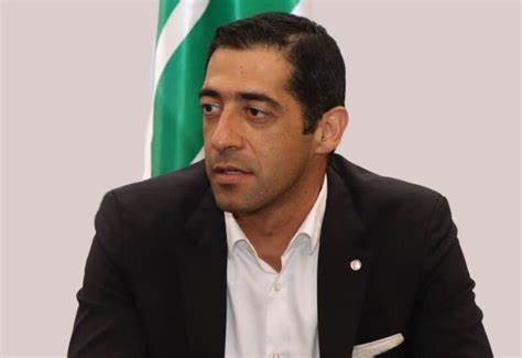 حنكش: لا يمكن للحزب الاستمرار بإملاءاته