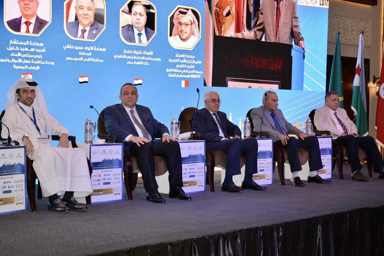 الملتقى العربي للمصارف ورجال الاعمال سلام: لا بدّ من إعادة الثقة بالقطاع المصرفيّ