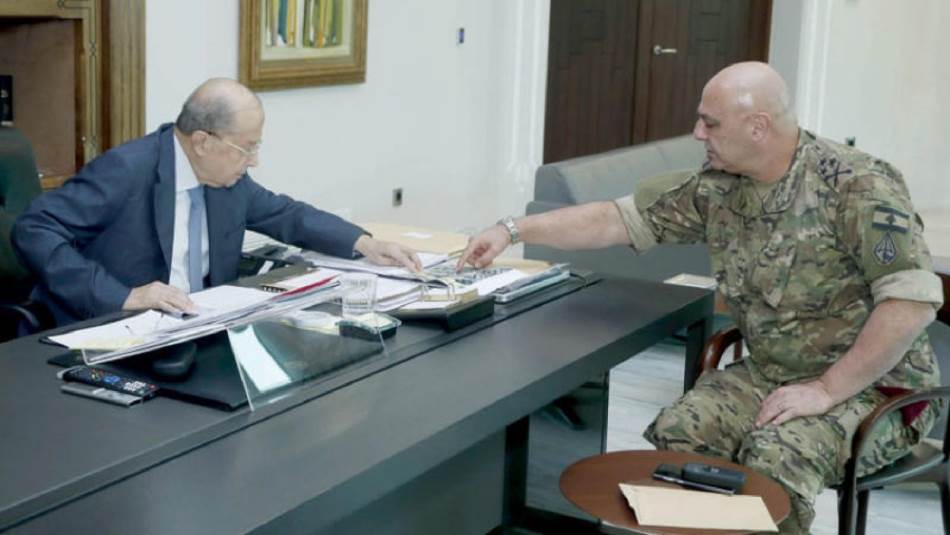 عون قائد الجيش.jpg1