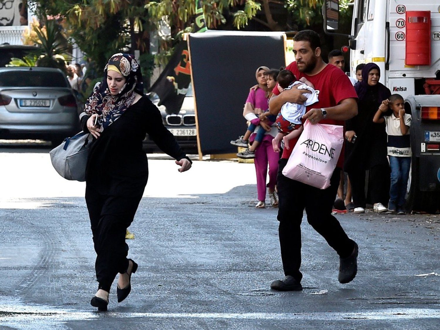 عين الحلوة8