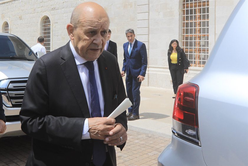 لودريان099