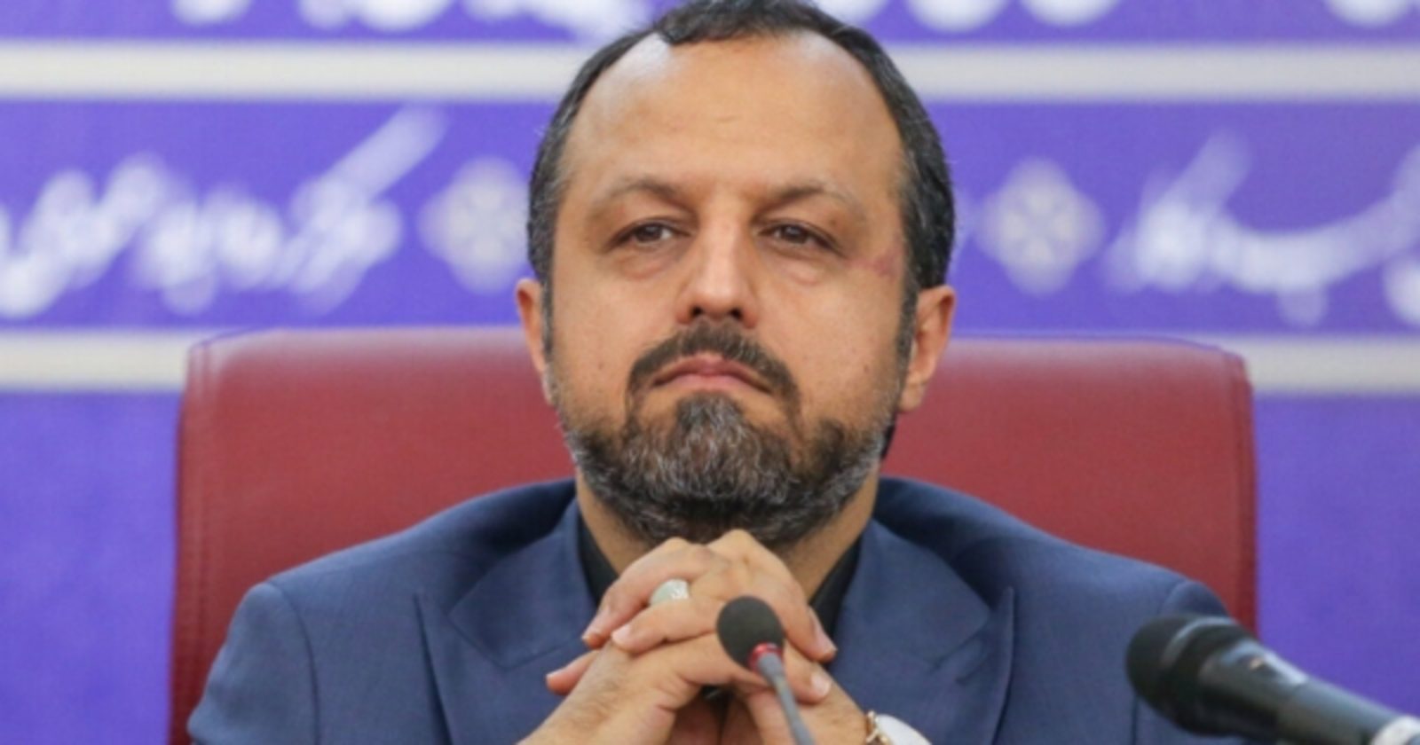 وزير الاقتصاد الايراني ايران تعلن تأسيس مصرف أوفشور خارج البلاد قريباً