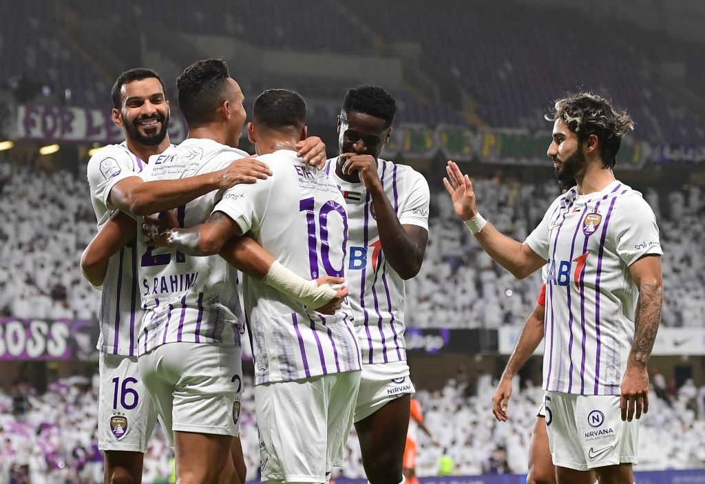 العين للثأر من الشارقة في قمة الدوري الإماراتي