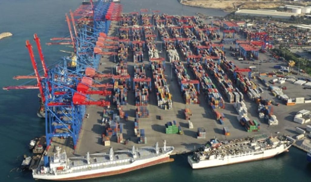 مرفأ بيروت إجتماع موسّع تناول موضوع اخراج البضائع من المرافىء… ماذا عن الأمن الغذائي؟