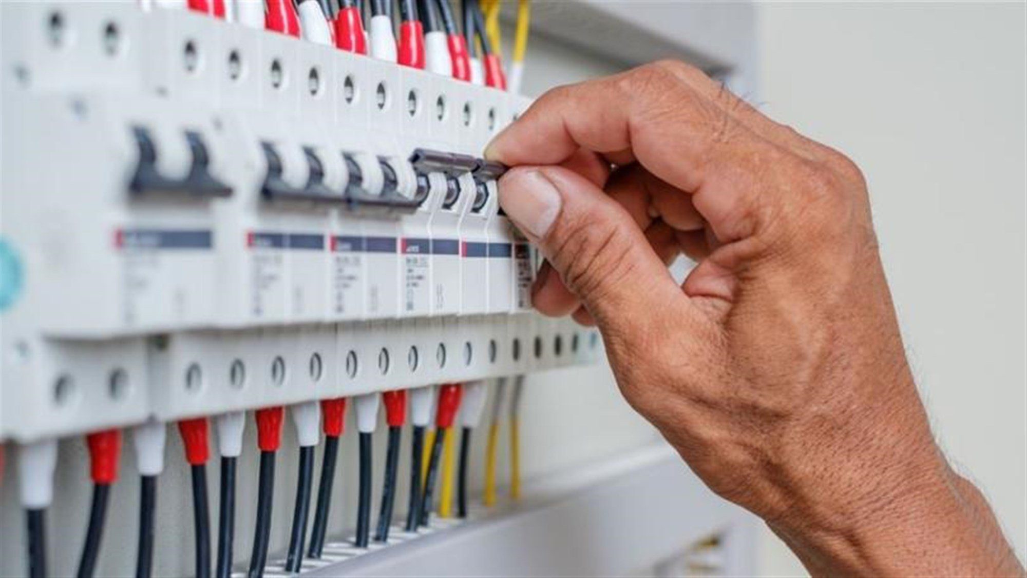 مولدات 1 إليكم تسعيرة المولّدات الخاصّة لشهر أيلول