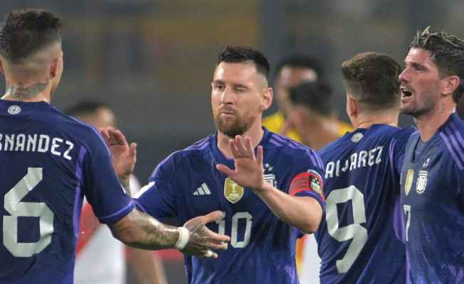 4276263_1697602904 ميسي يقود الارجنتين للتفوق على البيرو وسقوط البرازيل امام الاوروغواي
