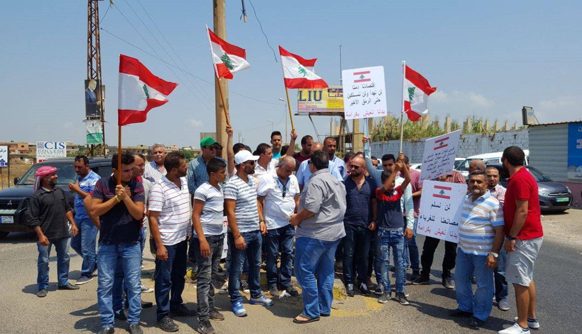 بالفيديو- إعتصام طلابي لتقليص المناهج واعتماد المواد الاختياريّة