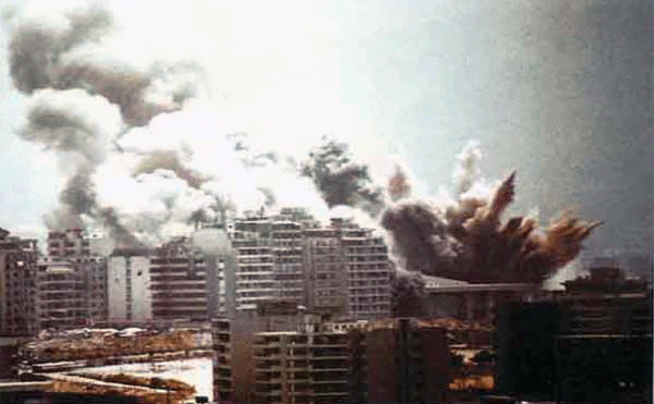 بيروت قصف خاص – هل تكون غزة وبيروت فداءً لطهران؟