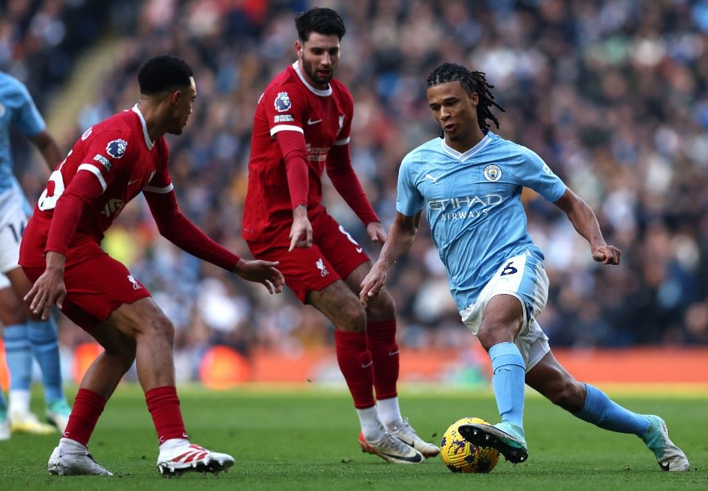 تعادل ليفربول وسيتي في صراع قمة الدوري الإنكليزي