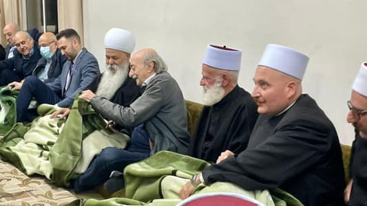 جنبلاط: القرار هو باستكمال حصار غزة وتدميرها