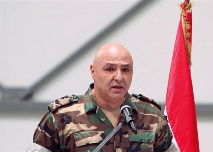 قائد الجيش 24
