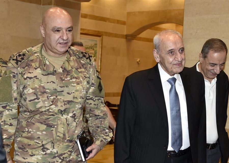 قائد الجيش بري