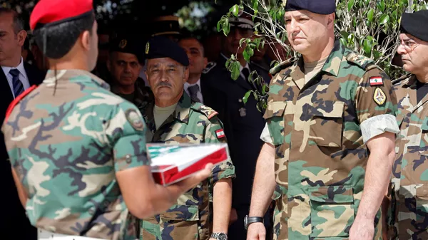 قائد الجيش38