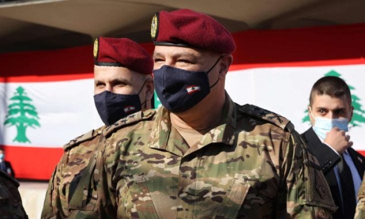 قائد الجيش74