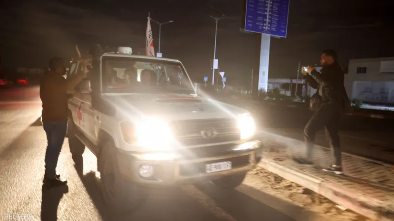 1-1673960 (1) أحرنوت: إسرائيل مستعدّة للتنازلات لإبرام صفقة أسرى