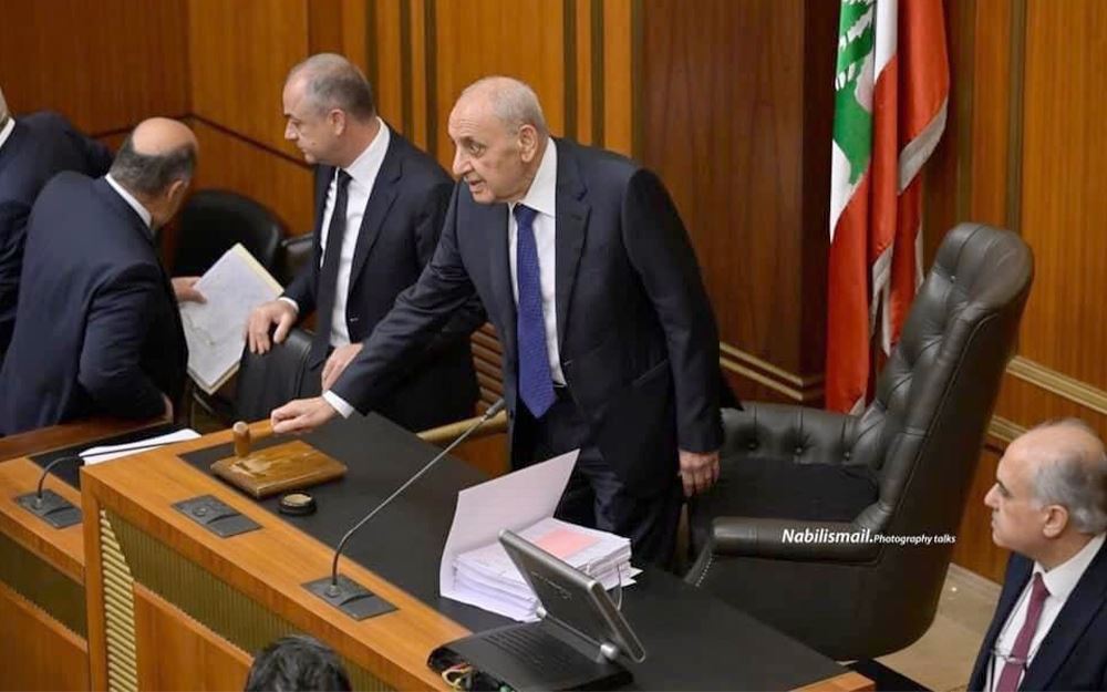 بري مجلس النواب 7 هرجٌ ومرج خلال جلسة مناقشة الموازنة وسط مشادّات كلامية بين عدد من النوّاب
