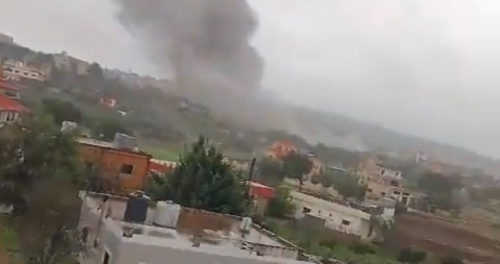 غارة جوية عنيفة على عيتا الشعب