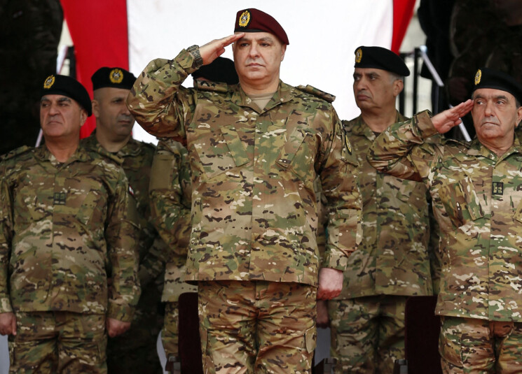 قائد الجيش54