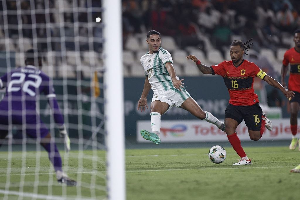 الجزائر تستهل مشوارها في كأس أفريقيا بتعادل مخيب مع أنغولا