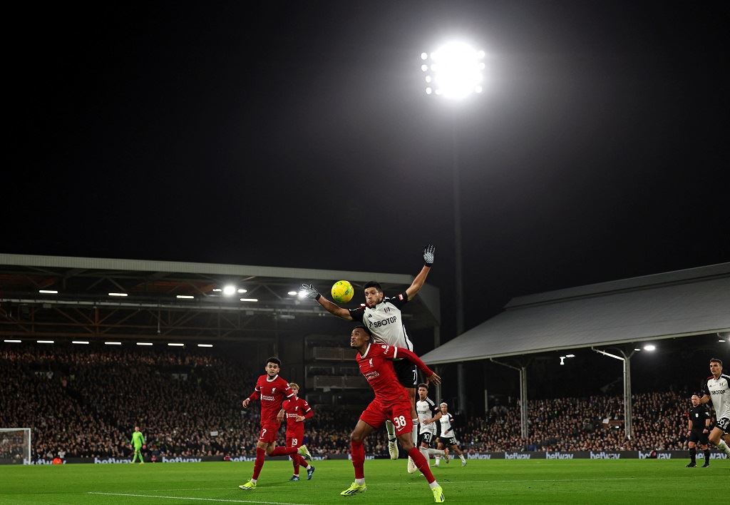ليفربول يلحق بتشيلسي إلى نهائي كأس الرابطة