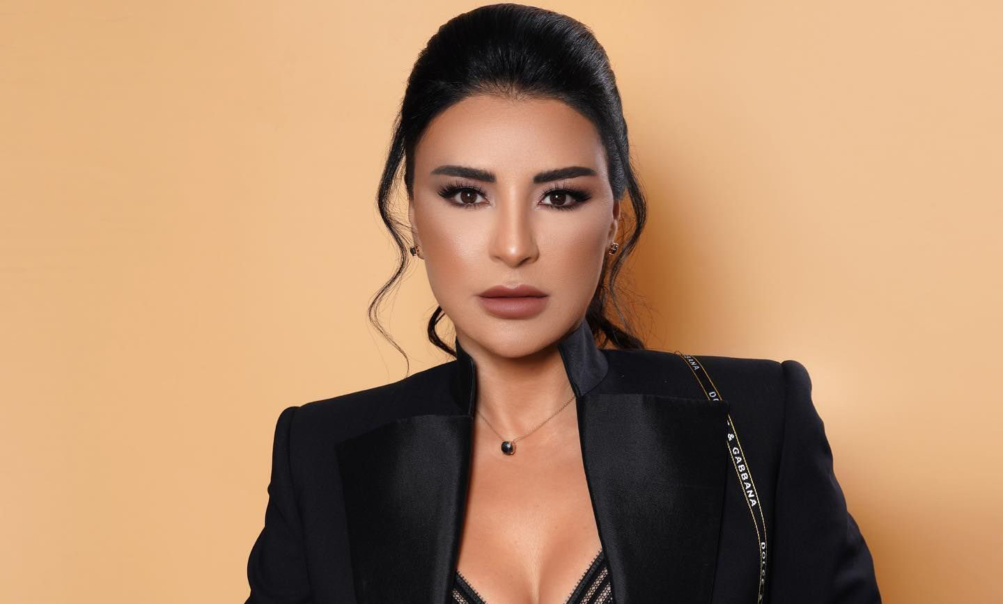 R (4) خاص- من ستجسد شخصية ماغي بو غصن في هذا العمل؟