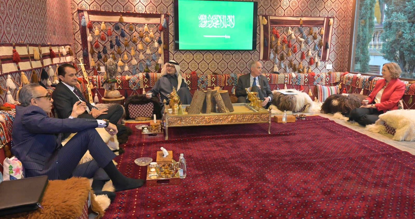الخماسية سفراء