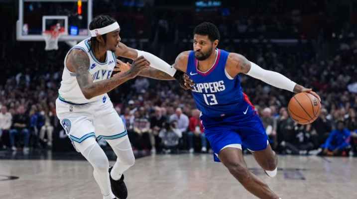NBA: مينسوتا تيمبروولفز يعود ويثبت نفسه مجدداً امام الكليبرز