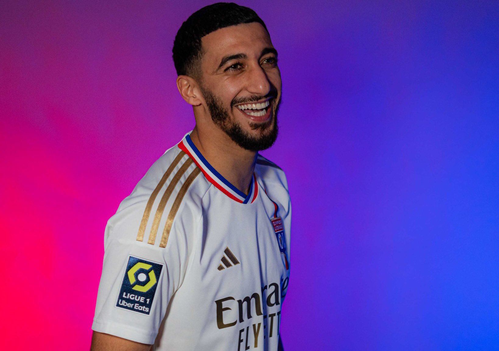 IMG_0017 ليون يضمّ الجزائري سعيد بن رحمة على سبيل الإعارة