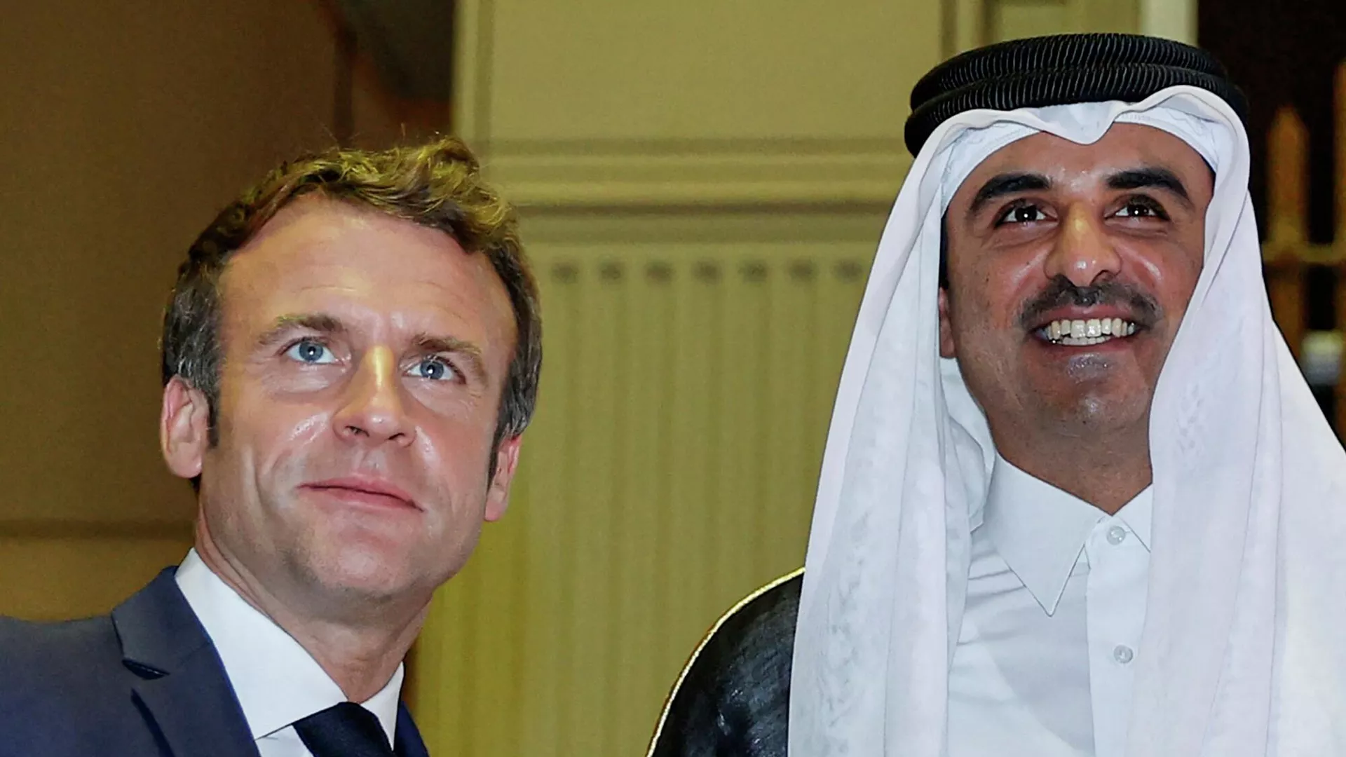أمير قطر الشيخ تميم بن حمد آل ثاني ماكرون