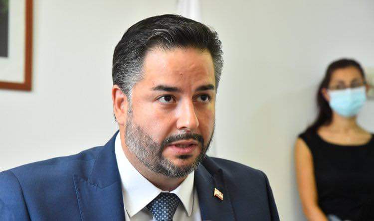 امين سلام4 وزير الاقتصاد يدعو الى اجتماع طارئ بعد ظهر اليوم