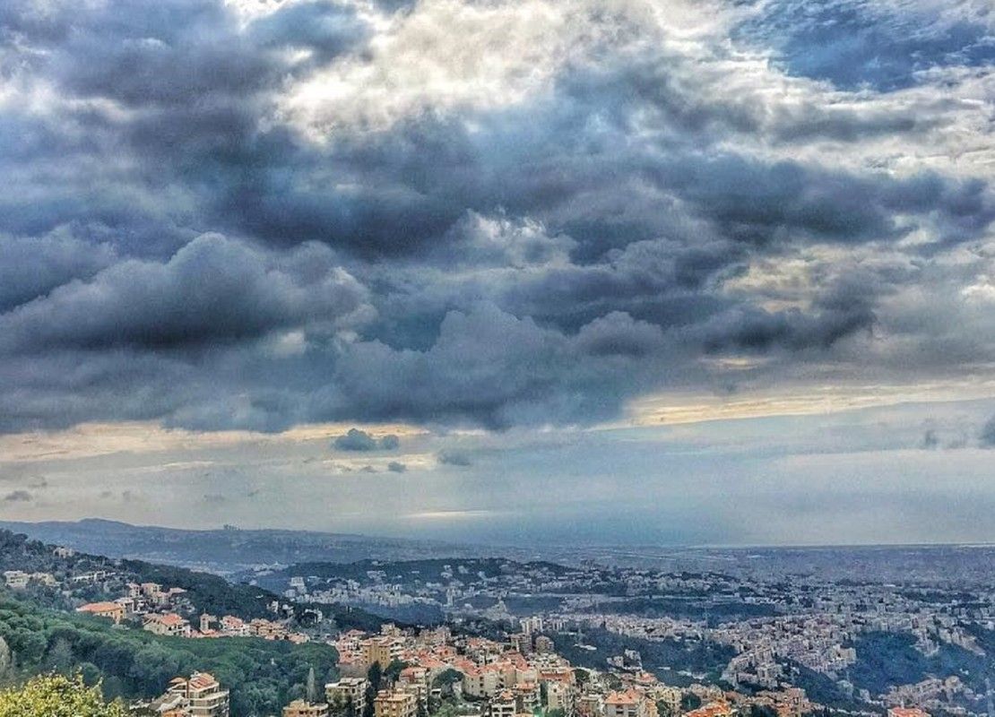 جو مستقر يتحول الى متقلب جوّ مستقرّ يتحوّل الى متقلّب وممطر