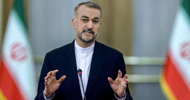 عبد اللهيان من المطار: الحرب ليست هي الحل