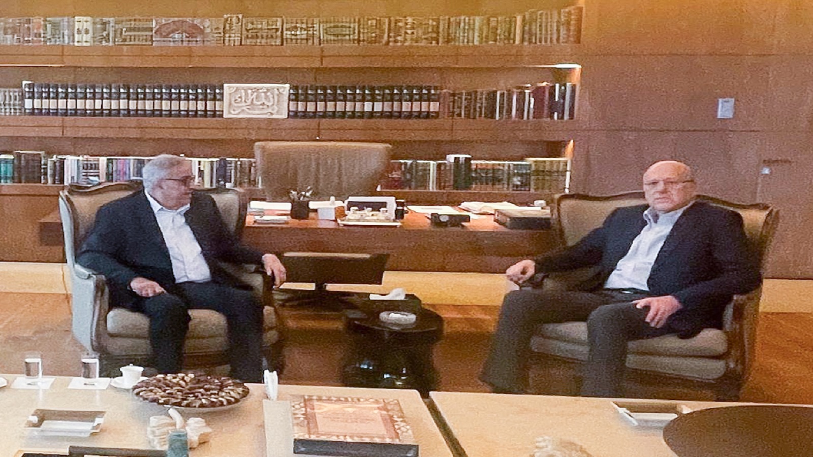 ميقاتي مع بو حبيب بو حبيب: الردّ على المقترح الفرنسي سيكون الأسبوع المقبل
