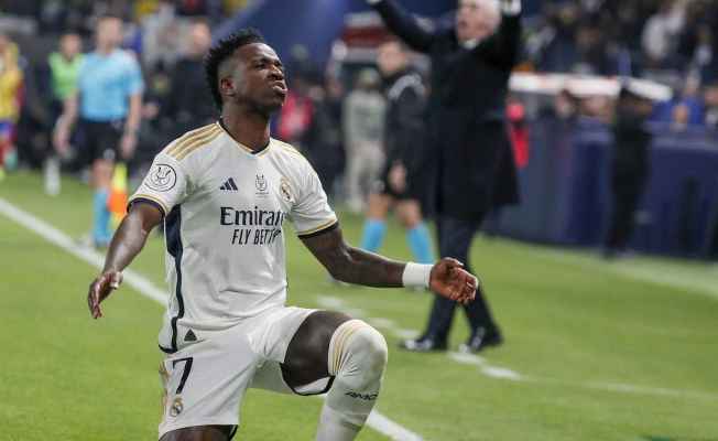 ريال مدريد يدين الحكم بسبب تجاهله للاعتداءات على فينيسيوس