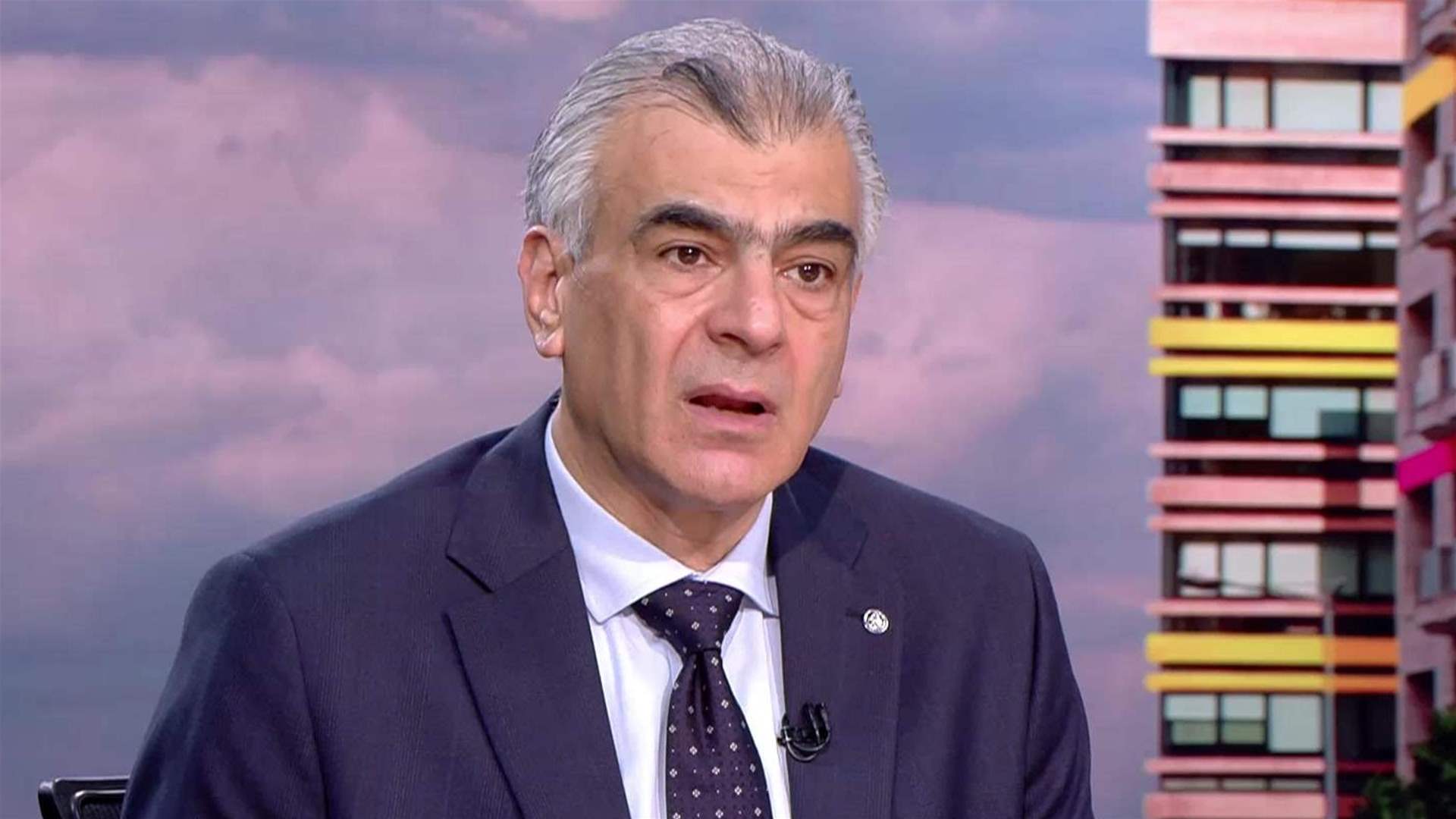 al saye8 قبل أن ينتفض الشعب، الصايغ: حرّروا الشعب اللبناني