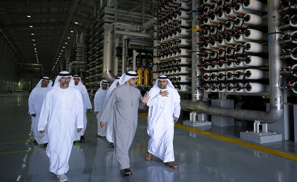 emirates 1 تكفي حاجة 2 مليون ساكن في البلاد.. الإمارات تفتتح أكبر محطّة لتحلية مياه البحر