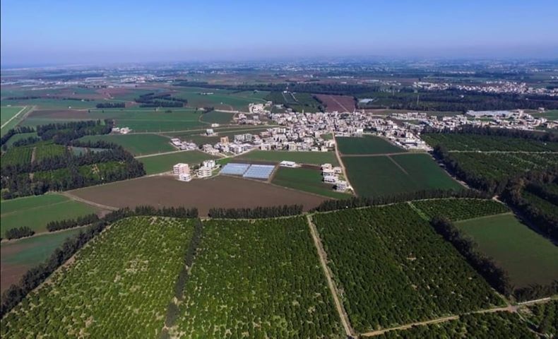 akkar بالفيديو- مجارير تروي سهول البطاطا في عكار!