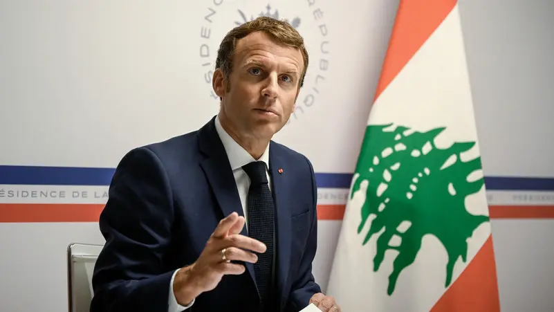 macron 7